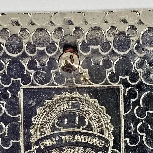 DISNEY Pin Trading ~Character Deluxe Starter Set ~ Donald Duck ~ 2013 - Picture 10 of 11